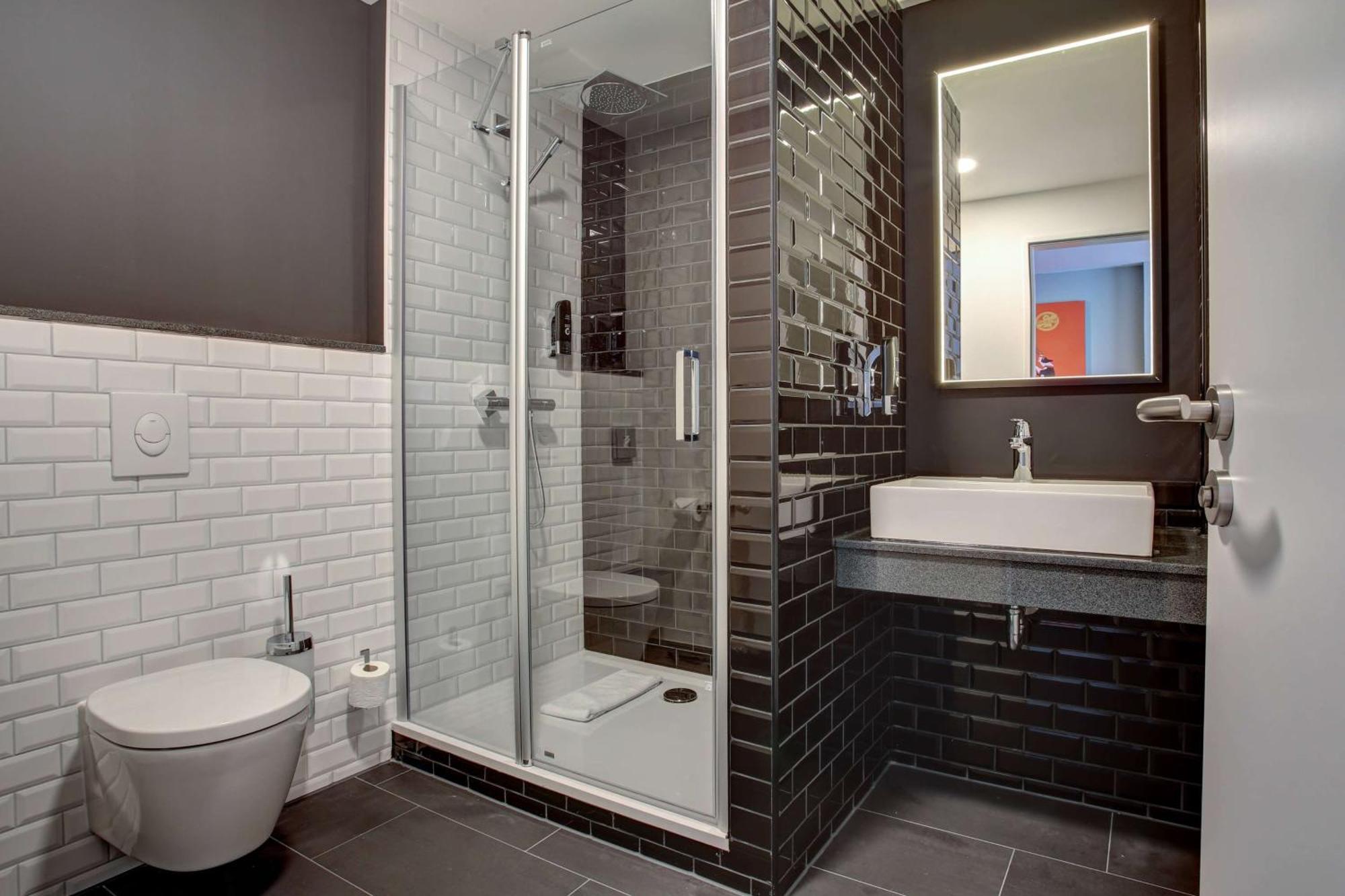 Vienna House Easy By Wyndham Dortmund City Εξωτερικό φωτογραφία